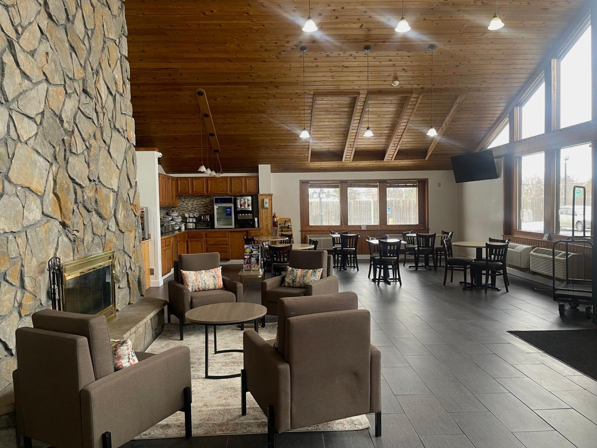 Comfort Inn & Suites Syracuse-Carrier Circle East Syracuse Luaran gambar