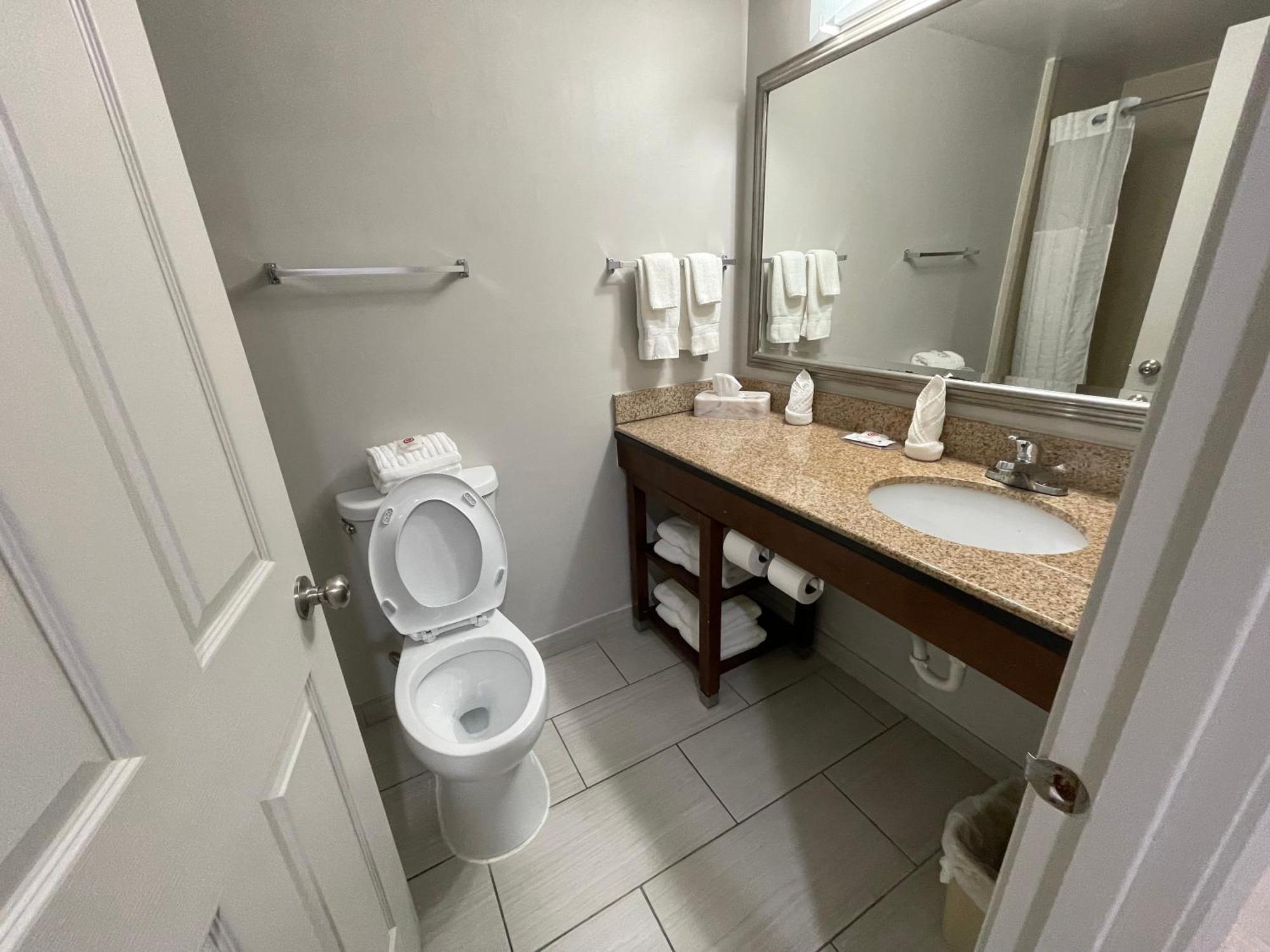 Comfort Inn & Suites Syracuse-Carrier Circle East Syracuse Luaran gambar