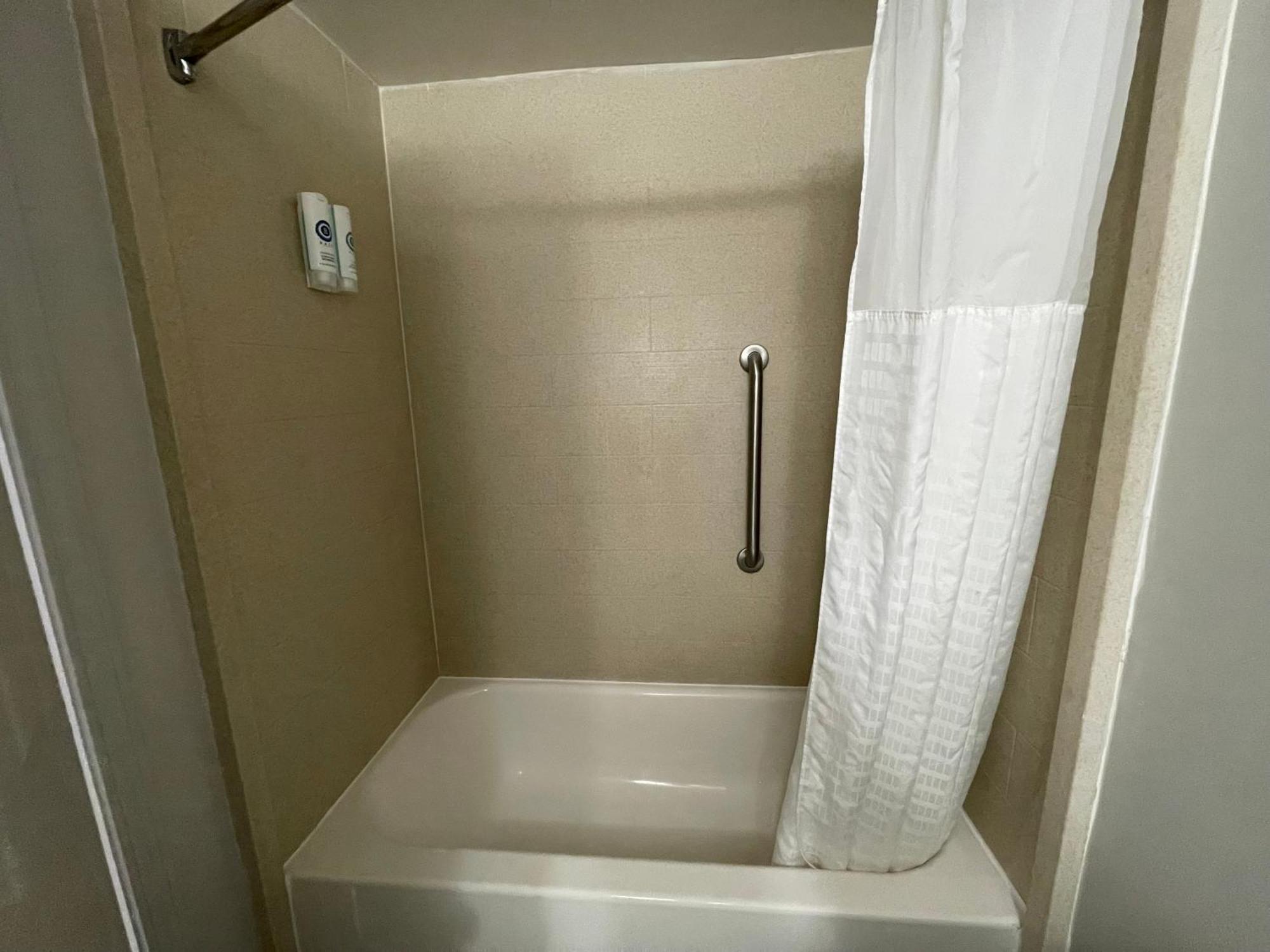 Comfort Inn & Suites Syracuse-Carrier Circle East Syracuse Luaran gambar